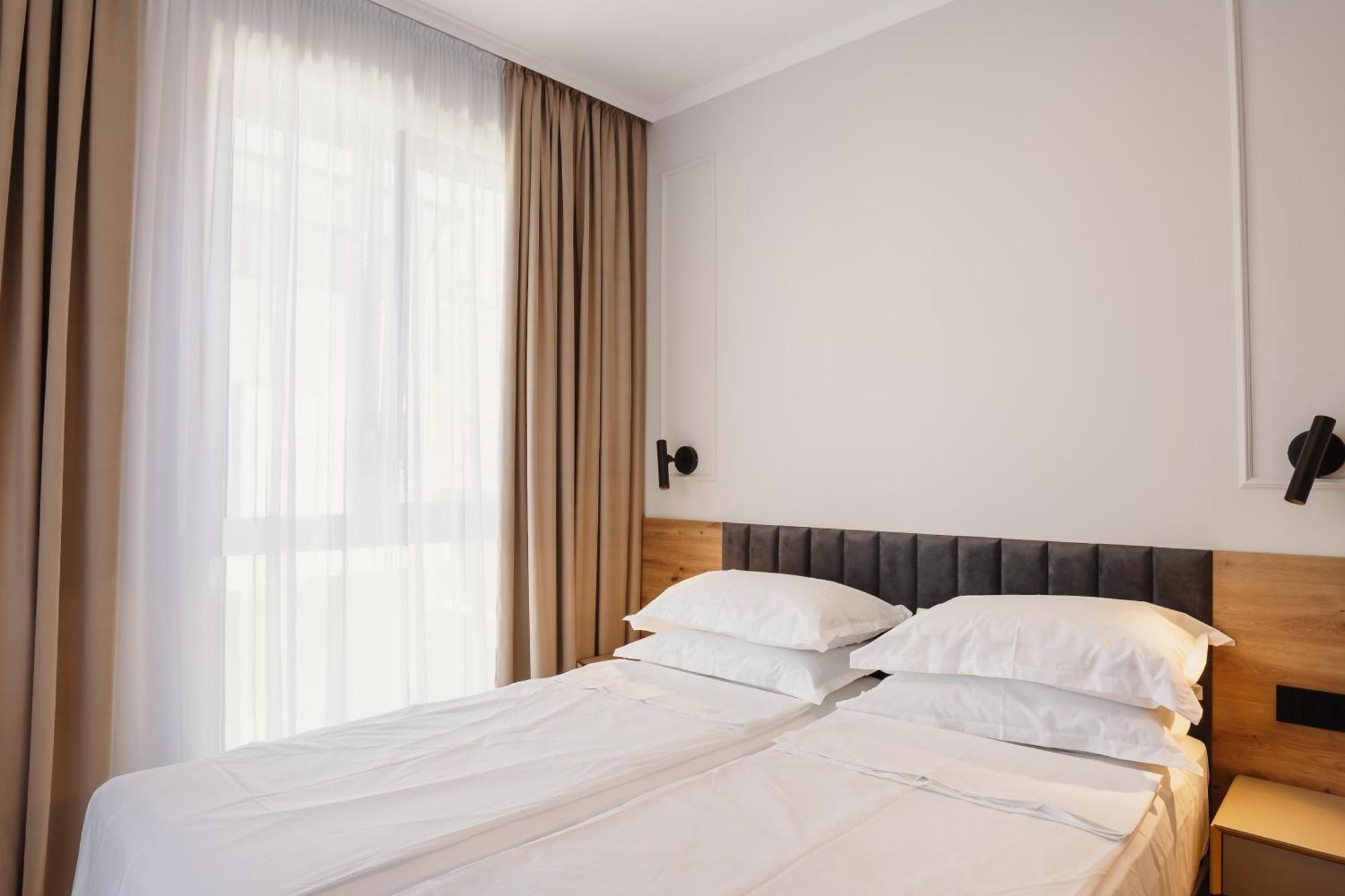 Bloom Downtown Suites Cluj-Napoca Luaran gambar